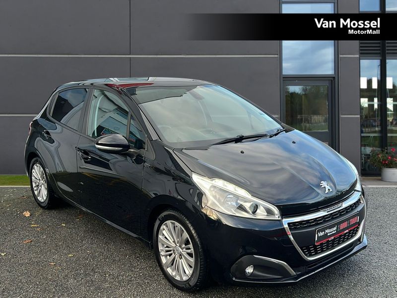 Peugeot 208 Signature