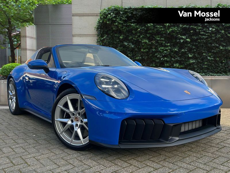 Porsche 911 GTS