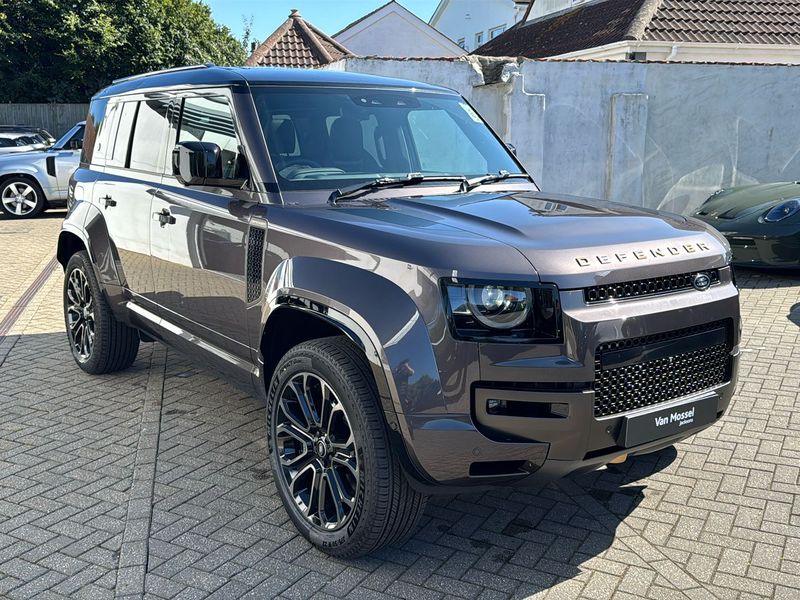 Land Rover Defender Octa