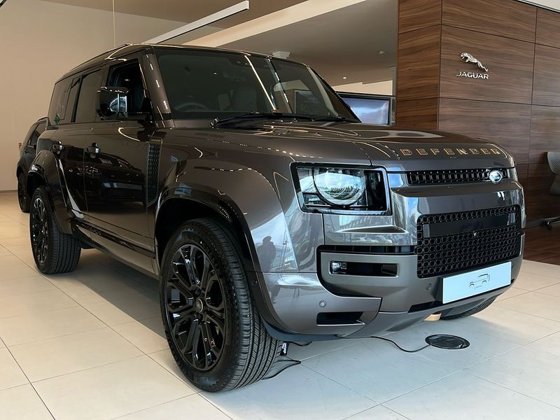 Land Rover Defender Octa