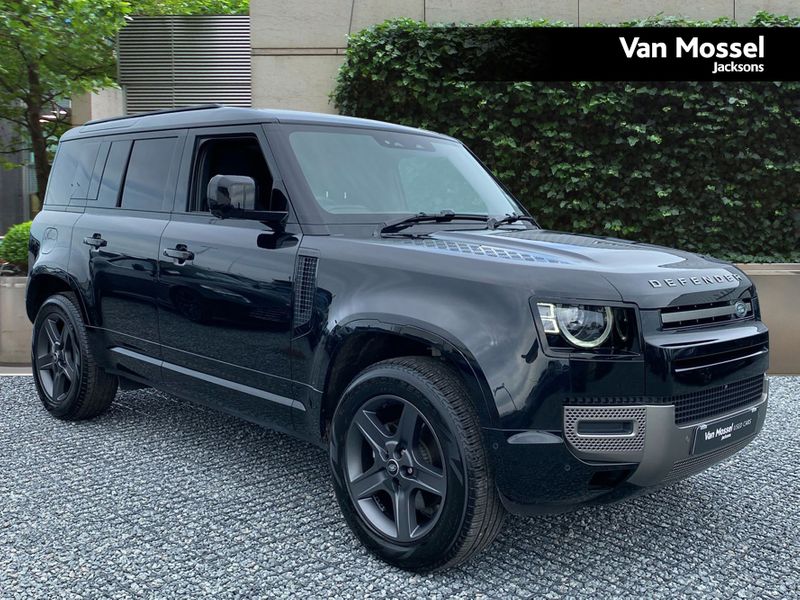 Land Rover Defender X-Dynamic SE