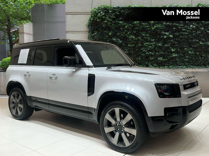 Land Rover Defender X-Dynamic HSE