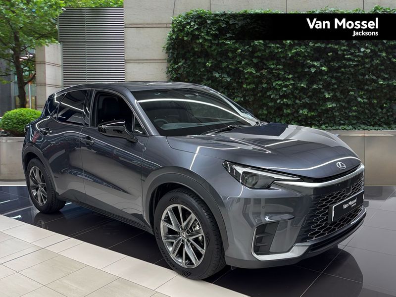 Lexus Lbx Premium Plus