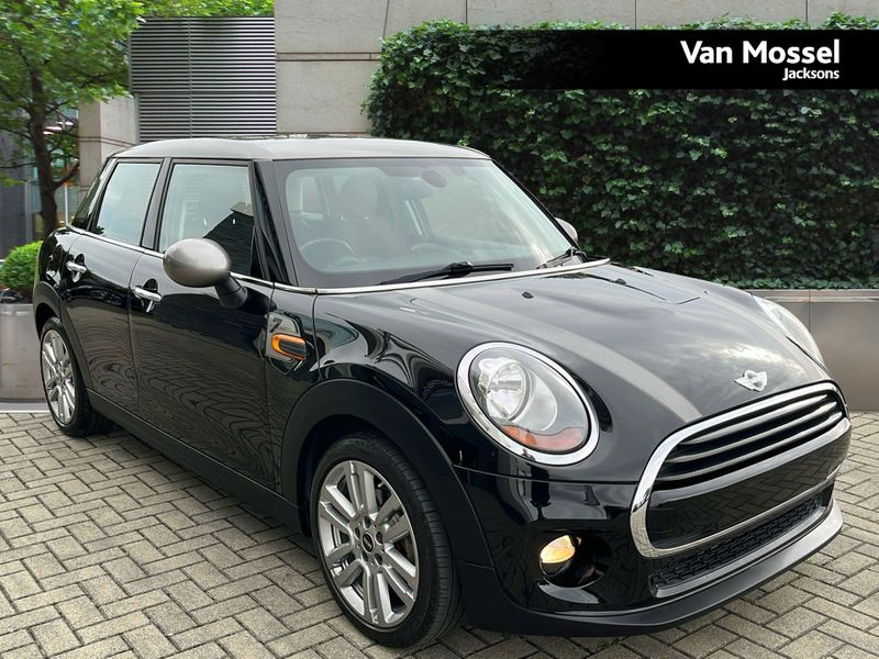 MINI Hatchback Cooper Seven