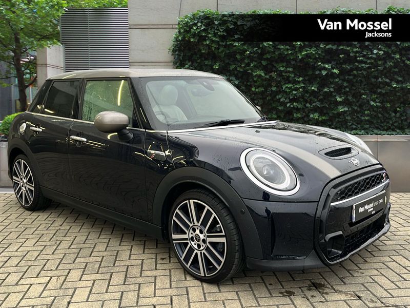 MINI Hatchback Cooper S Exclusive