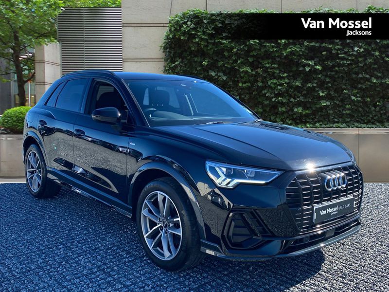Audi Q3 Black Edition