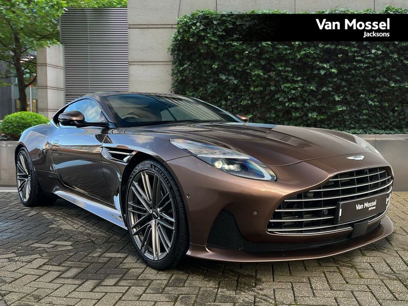 Aston Martin Db12 