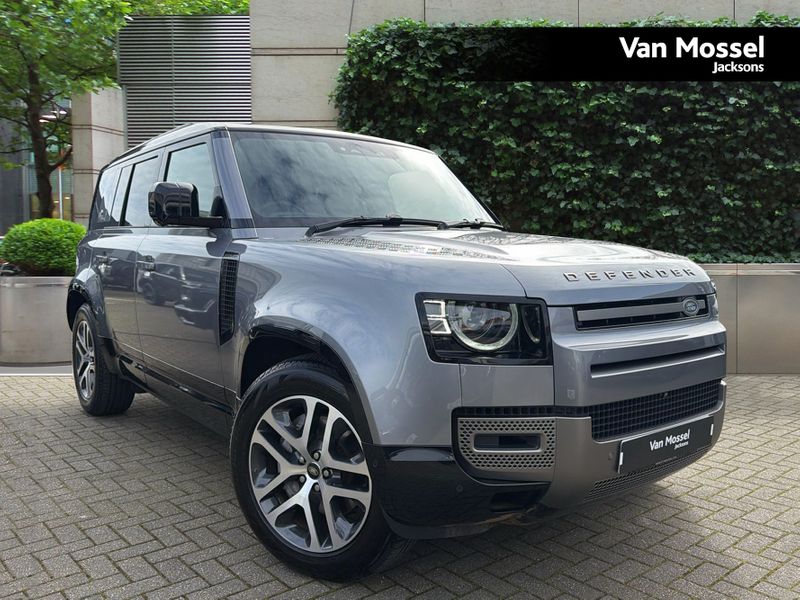 Land Rover Defender X-Dynamic SE