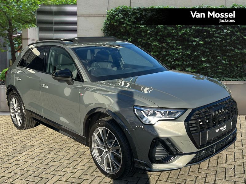 Audi Q3 Black Edition