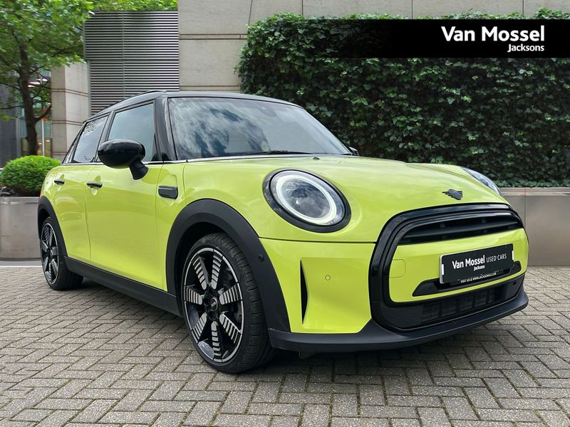 MINI Hatchback Cooper Exclusive