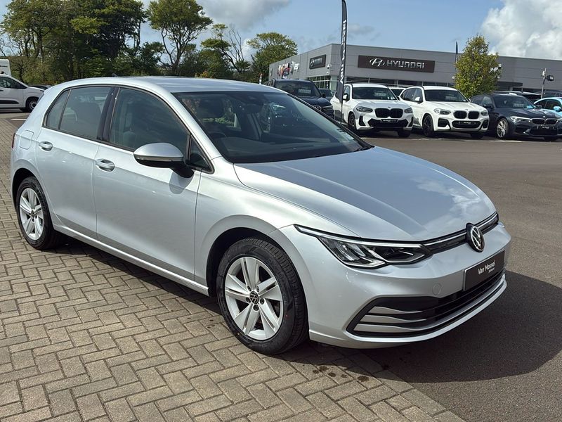 2020 VOLKSWAGEN GOLF LIFE 17,995 22,323 MILES PETROL MANUAL 2020 VIEW... photo