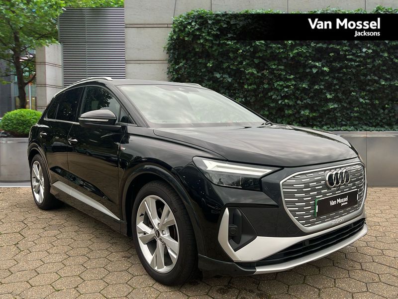 Audi Q4 Black Edition