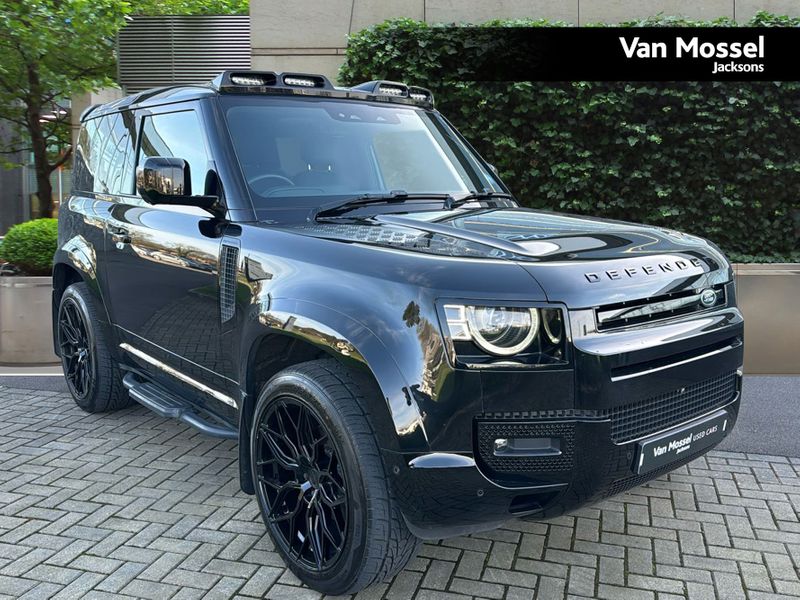 Land Rover Defender X-Dynamic HSE