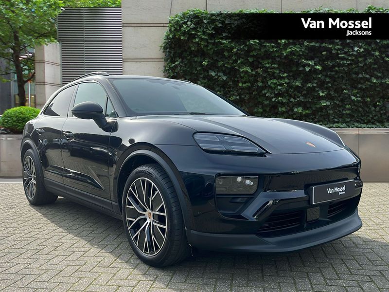 Porsche Macan 4
