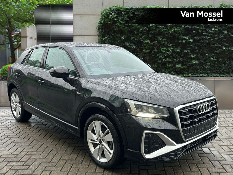 Audi Q2 S Line