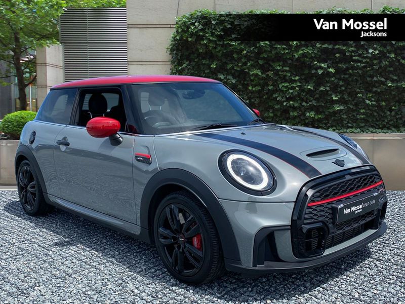 MINI Cooper John Cooper Works