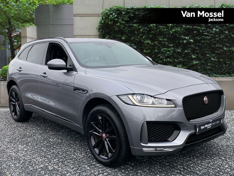 Jaguar F-pace Chequered Flag