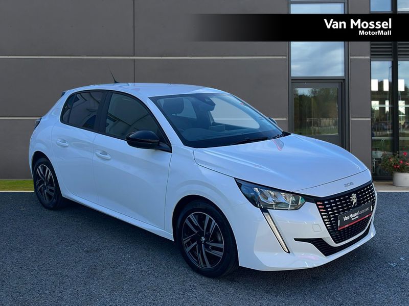 Peugeot 208 Active Premium +