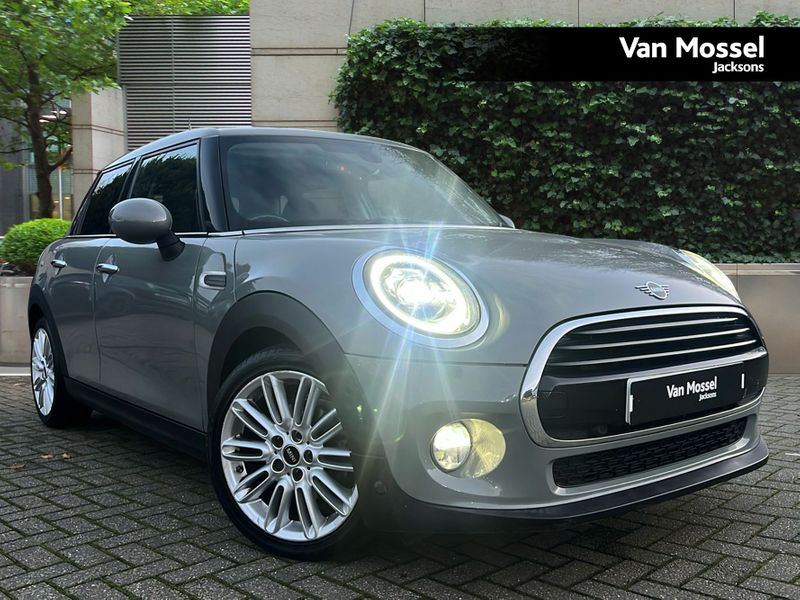 MINI Hatchback Cooper